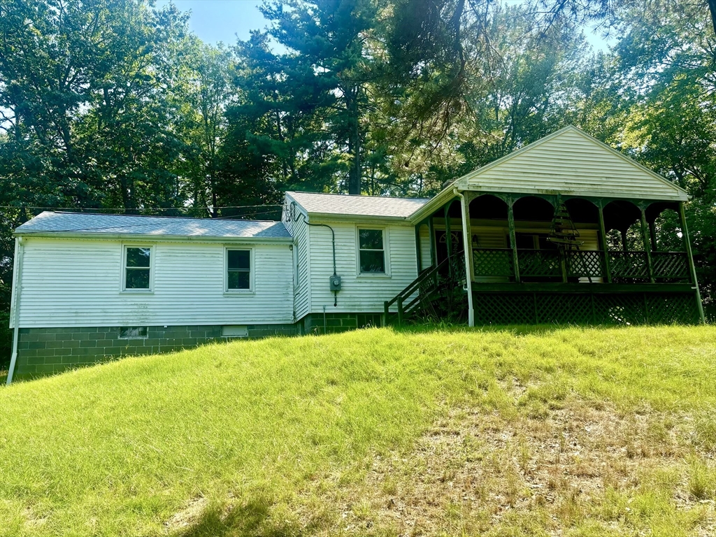 State St, Granby, MA 01033