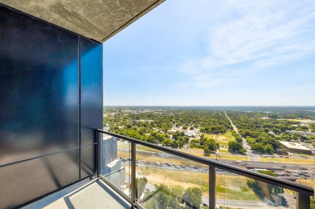 View of balcony | Image 15