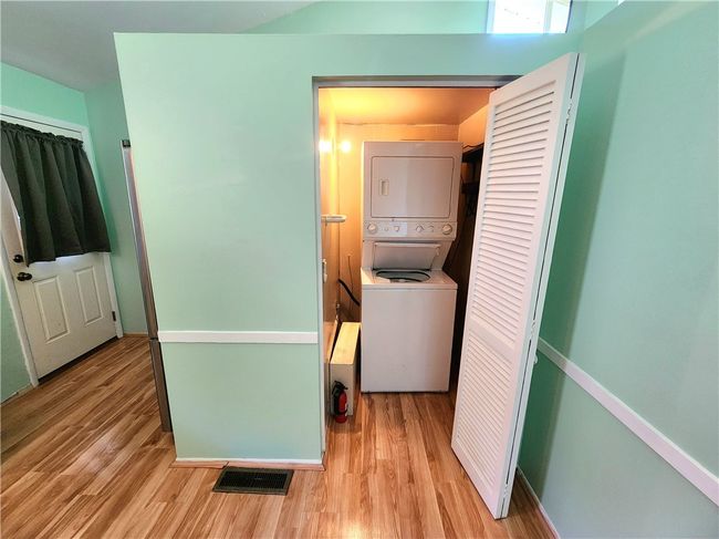 2490 Victoria Dr, House other with 4 bedrooms, 1 bathrooms and 1 parking in Hermitage PA | Image 17