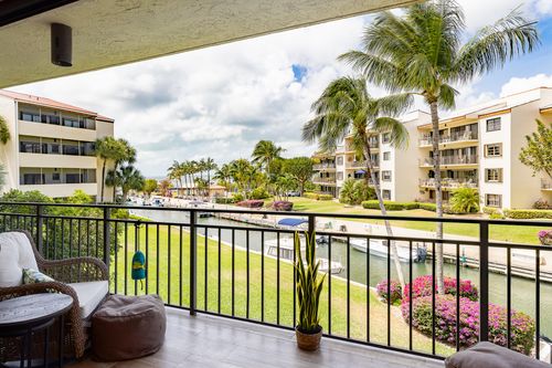 apt-b202-104500 Overseas Hwy, Key Largo, FL, 33037-2976 | Card Image