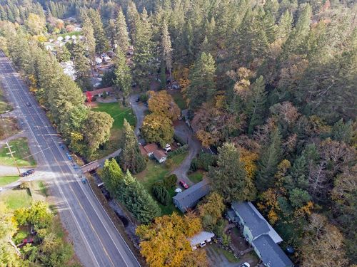 3251 Rogue River Hwy, Grants Pass, OR, 97527-4649 | Card Image