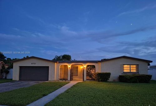 8721 Nw 18th St, Pembroke Pines, FL, 33024-3303 | Card Image
