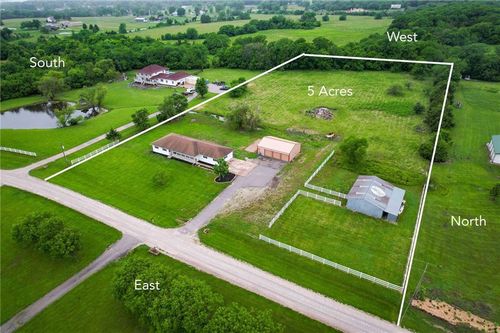 22922 Bedford Rd, Spring Hill, KS, 66083-5537 | Card Image