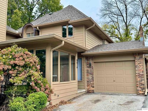 9614 Southby Plz, Omaha, NE, 68124-3774 | Card Image