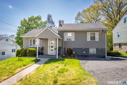 42 Coppola Ter, Derby, CT, 06418-1131 | Card Image