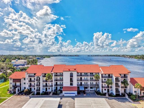 8-107-1608 Stickney Point Road, SARASOTA, FL, 34231 | Card Image