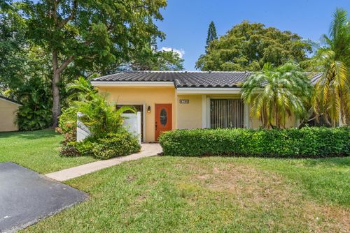 6789 Bridlewood Ct, Boca Raton, FL, 33433-3587 | Card Image