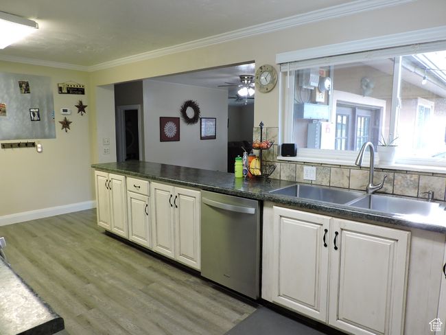 Kitchen | Image 5