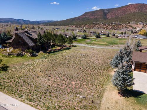 220 Black Bear Dr, Gypsum, CO, 81637-5026 | Card Image