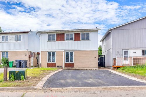 14 Greenbush Crt, Brampton, ON, L6S2K2 | Card Image