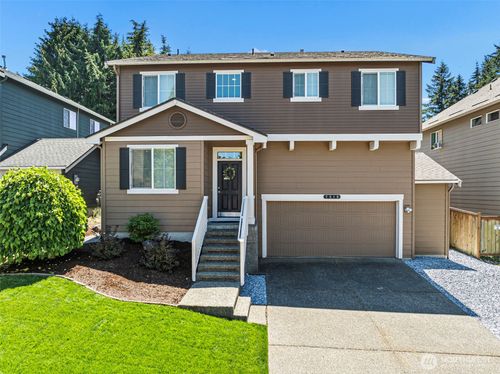 7916 155th Street Ct E, Puyallup, WA, 98375-8477 | Card Image