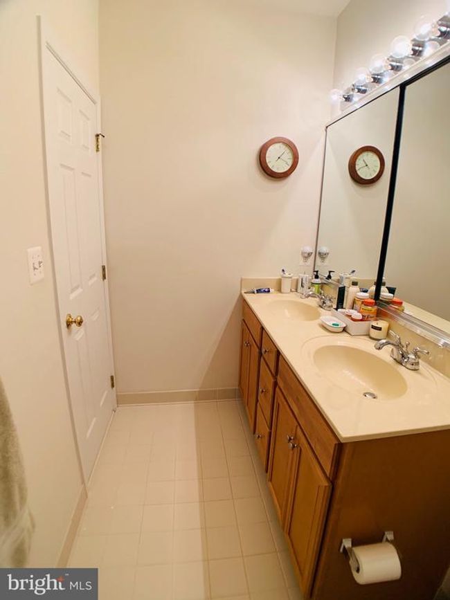 42627 Homefront Ter, Townhouse with 3 bedrooms, 4 bathrooms and null parking in SOUTH RIDING VA | Image 31