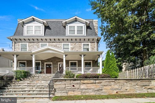 109 W Gravers Ln, PHILADELPHIA, PA, 19118-3805 | Card Image