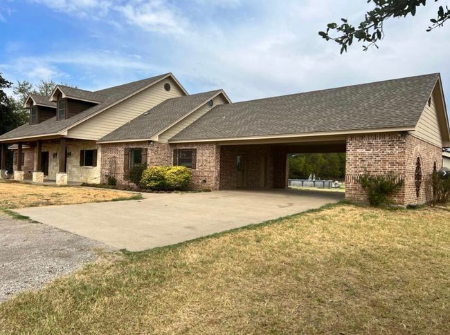 1555 E Blackjack Rd, House other with 5 bedrooms, 4 bathrooms and null parking in Pilot Point TX | Image 5