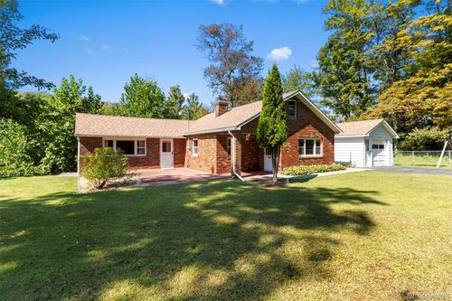 259 Continental Rd, Napanoch, NY, 12458-2603 | Card Image