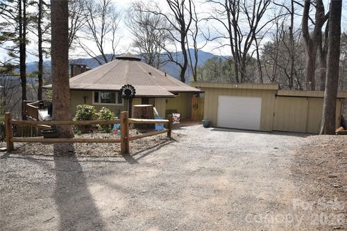 1299 Country Club Dr, Canton, NC, 28716-5649 | Card Image