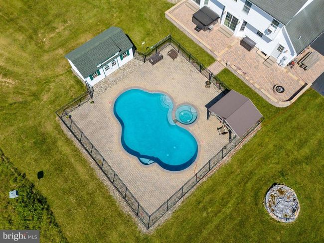 90 Hummingbird Ln, House other with 4 bedrooms, 3 bathrooms and null parking in LITTLESTOWN PA | Image 56