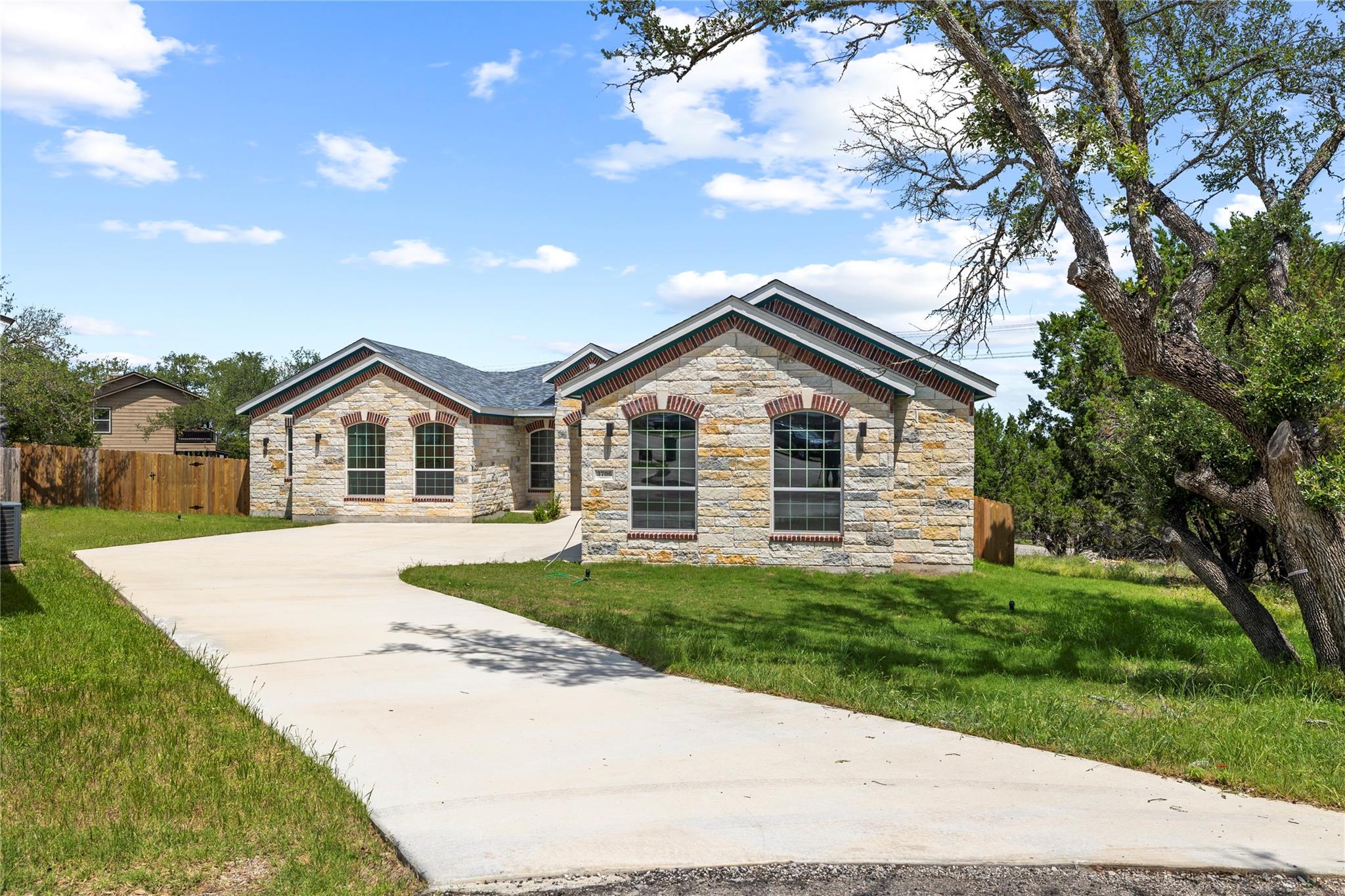 Residential in Lago Vista