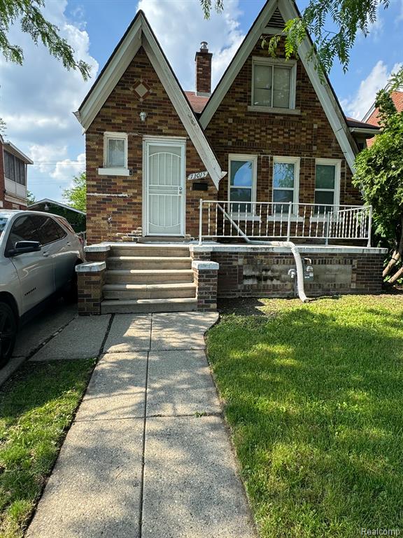 Evanston St, Detroit, MI 48213