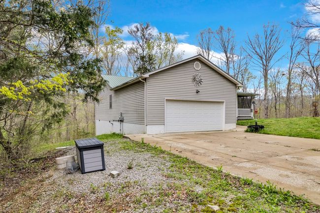 108 W Bobcat Ln, House other with 3 bedrooms, 2 bathrooms and 2 parking in Wilder TN | Image 5