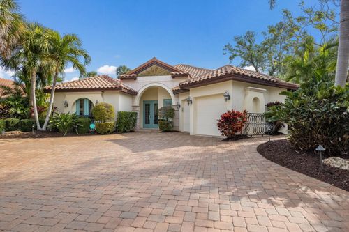4946 Brywill Cir, SARASOTA, FL, 34234-3725 | Card Image