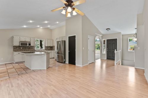 5714 S Sycamore St, Spokane, WA, 99223-6155 | Card Image