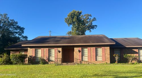 501 Oakbrook Dr, Mccomb, MS, 39648-4435 | Card Image
