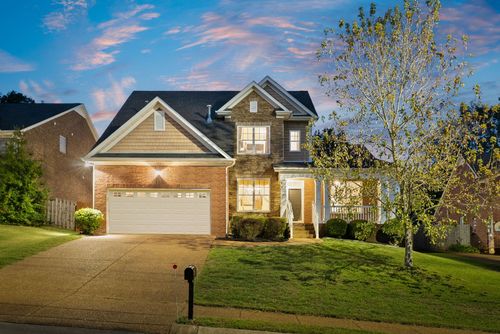 2032 Cairns Dr E, Mount Juliet, TN, 37122-8511 | Card Image