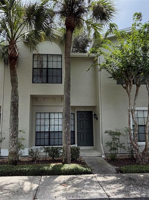 2302-5100 Burchette Rd, TAMPA, FL, 33647-1500 | Card Image