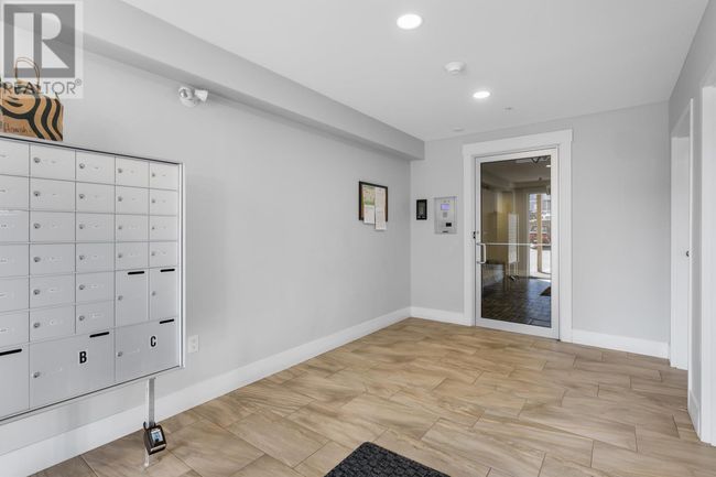 201 - 18 Gilbert Dr, Condo with 1 bedrooms, 1 bathrooms and null parking in East Royalty PE | Image 5