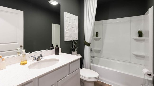 9603 Brighton Way Sw, House other with 3 bedrooms, 2 bathrooms and null parking in Cedar Rapids IA | Image 16