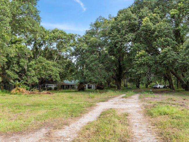 5714 Masters Rd, House other with 3 bedrooms, 3 bathrooms and 2 parking in Manvel TX | Image 26