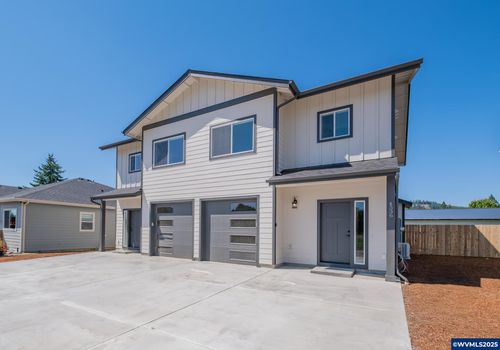4536 Live Oak St, Sweet Home, OR, 97386-1396 | Card Image