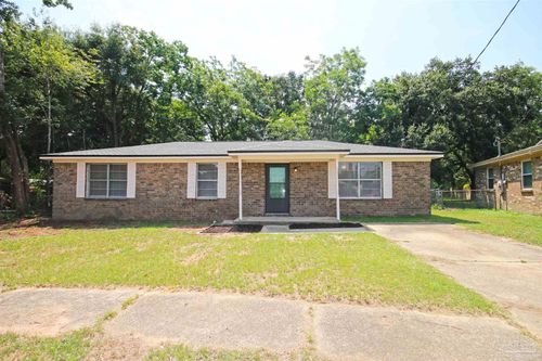 7055 Coronado Dr, Pensacola, FL, 32526-3631 | Card Image