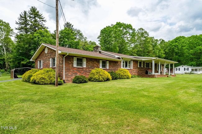 1867 Gentry Creek Rd, House other with 3 bedrooms, 2 bathrooms and null parking in Laurel Bloomery TN | Image 13