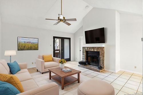 apt-308-10955 Wurzbach Rd, San Antonio, TX, 78230-2541 | Card Image