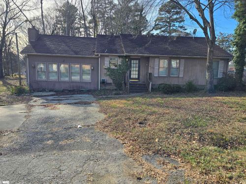 4 Cardinal Dr, Taylors, SC, 29687-3211 | Card Image