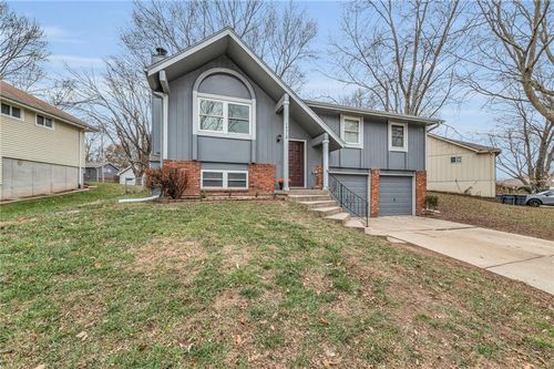 14918 S Sturgeon Drive, Olathe, KS, 66062 | Card Image