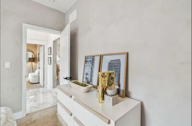 Guest Room | Image 23