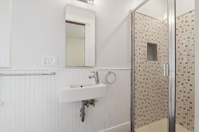 450 S 1 St St, House other with 3 bedrooms, 2 bathrooms and null parking in Ann Arbor MI | Image 23