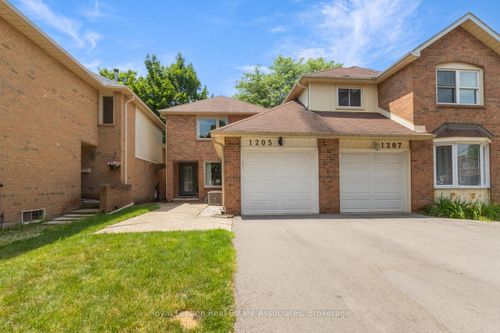 1205 Potters Wheel Cres, Oakville, ON, L6M1J3 | Card Image