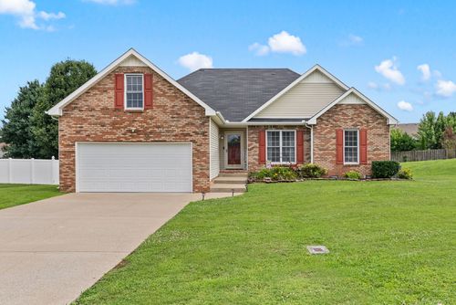655 Stonewall Ln, Clarksville, TN, 37040-5543 | Card Image