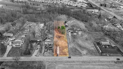 11965 Island Rd, Grafton, OH, 44044-9007 | Card Image