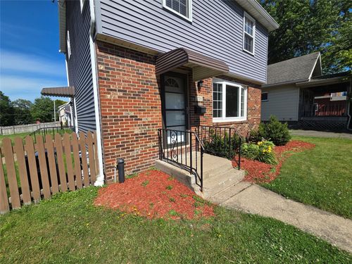2703 Emerson Ave, Erie, PA, 16508-1323 | Card Image