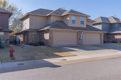 2132 Buena Vida Lane, Edmond, OK, 73013 | Card Image