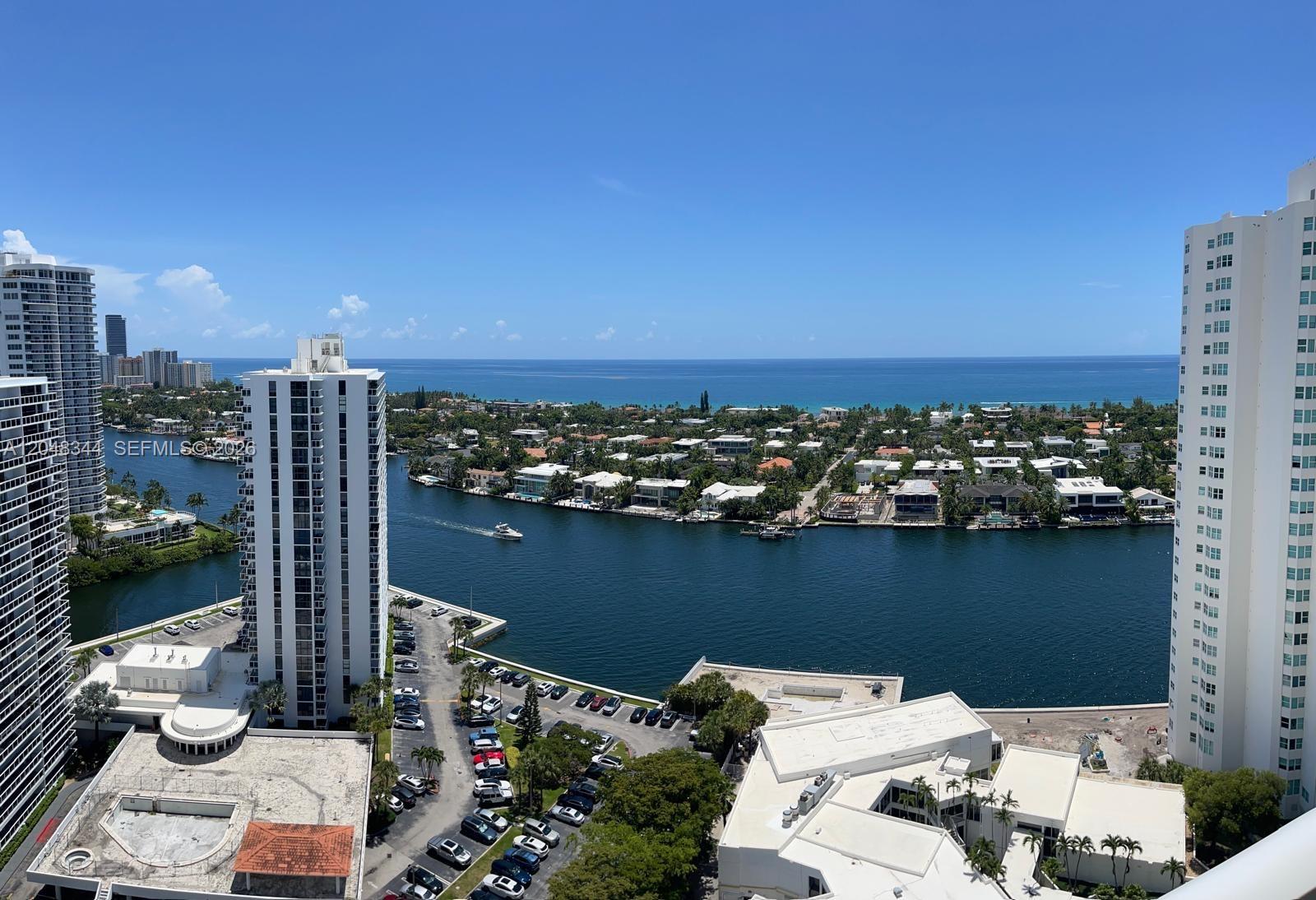 Residential Lease in Aventura 2