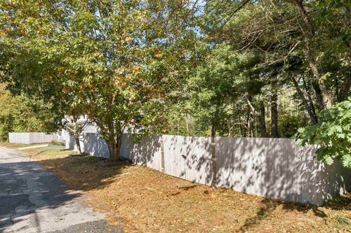 92 Union Hall Rd, South Tamworth, NH, 03883-4206 | Card Image