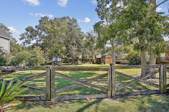 408 Wiegand Dr, House other with 3 bedrooms, 2 bathrooms and null parking in Nine Mile Point LA | Image 38