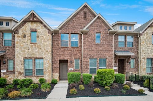 2161 Crooked Bow Dr, Mesquite, TX, 75149-3112 | Card Image
