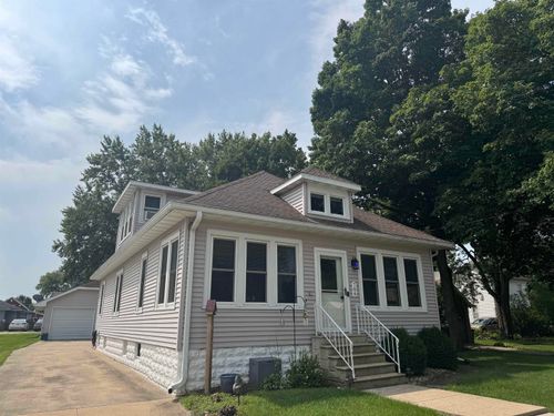 706 Wemple Street, Parkersburg, IA, 50665 | Card Image